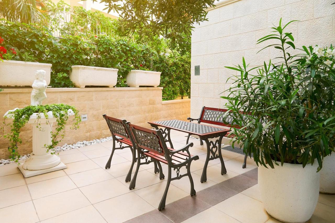 Hotel Villa Andrea Тучепи Экстерьер фото