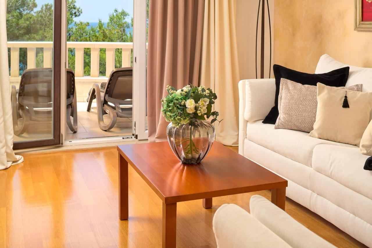 Hotel Villa Andrea Тучепи Экстерьер фото