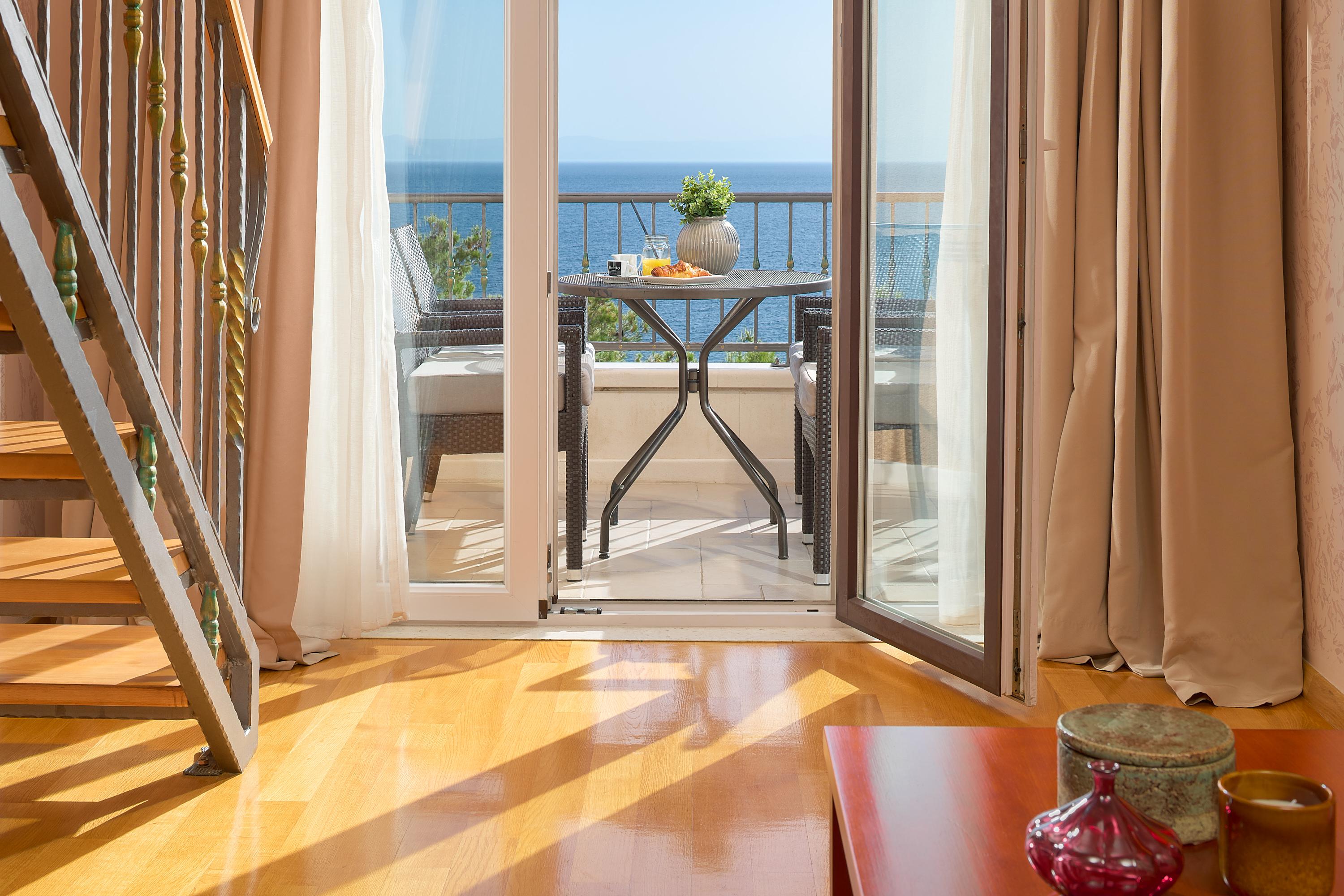 Hotel Villa Andrea Тучепи Экстерьер фото