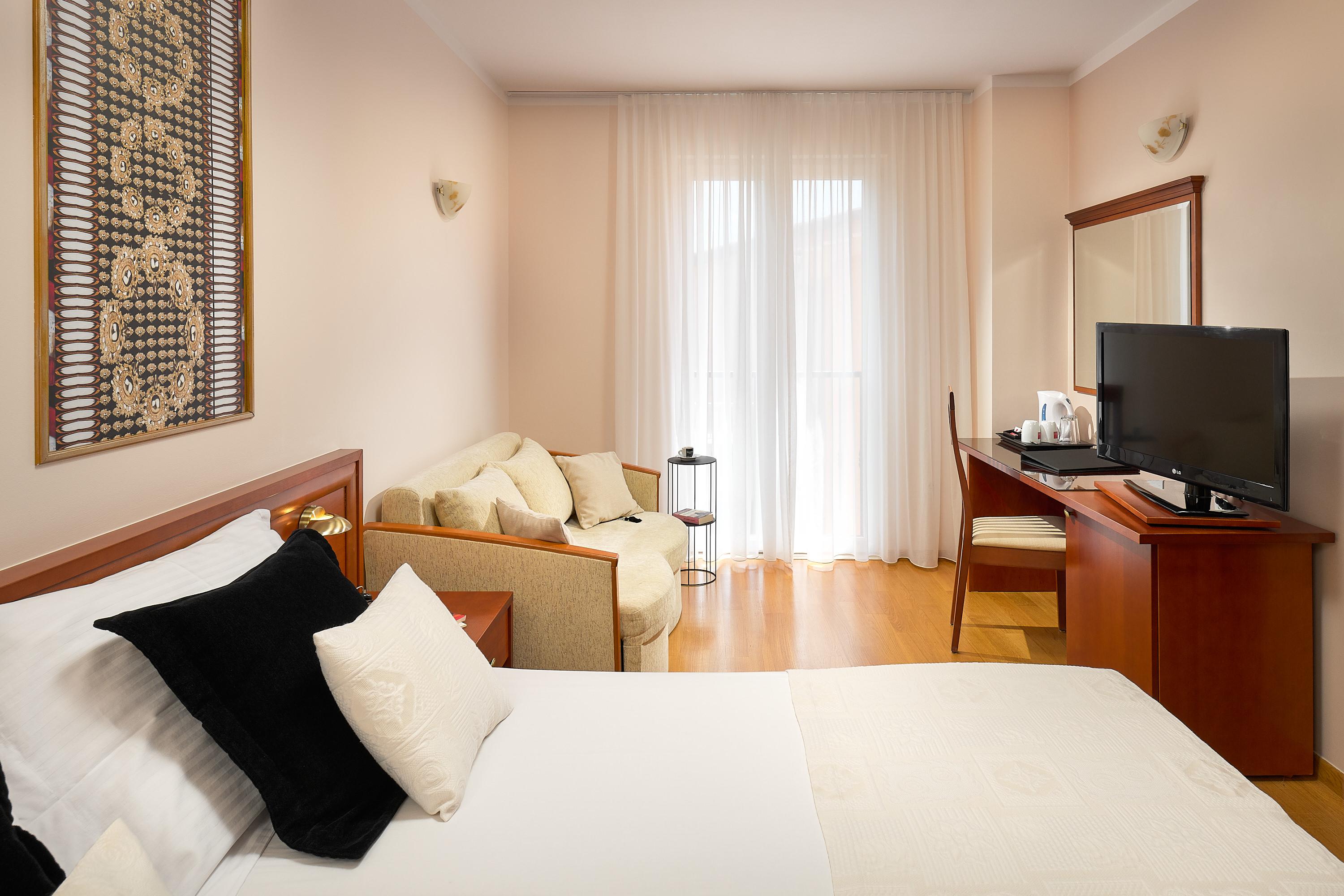 Hotel Villa Andrea Тучепи Экстерьер фото