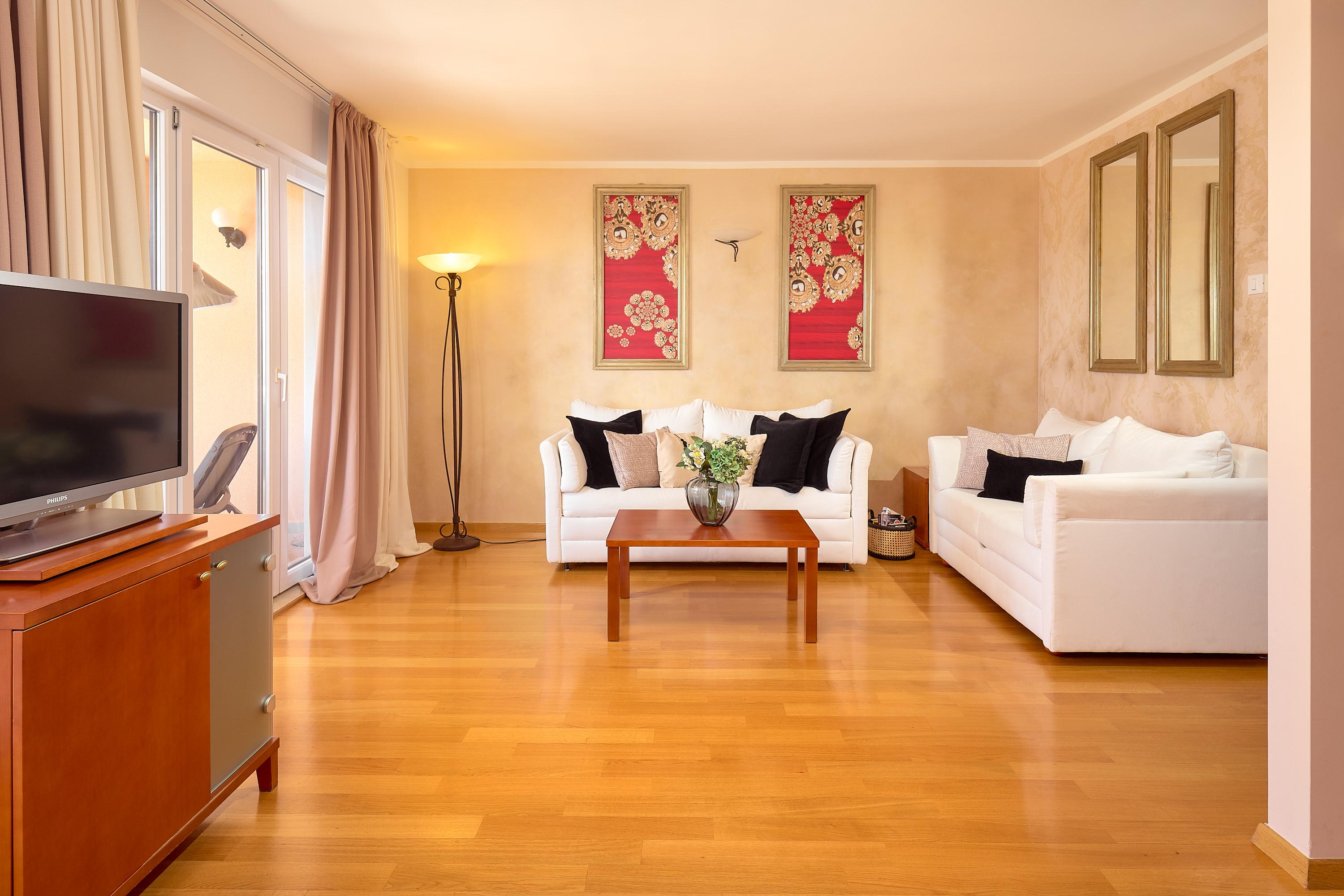 Hotel Villa Andrea Тучепи Экстерьер фото