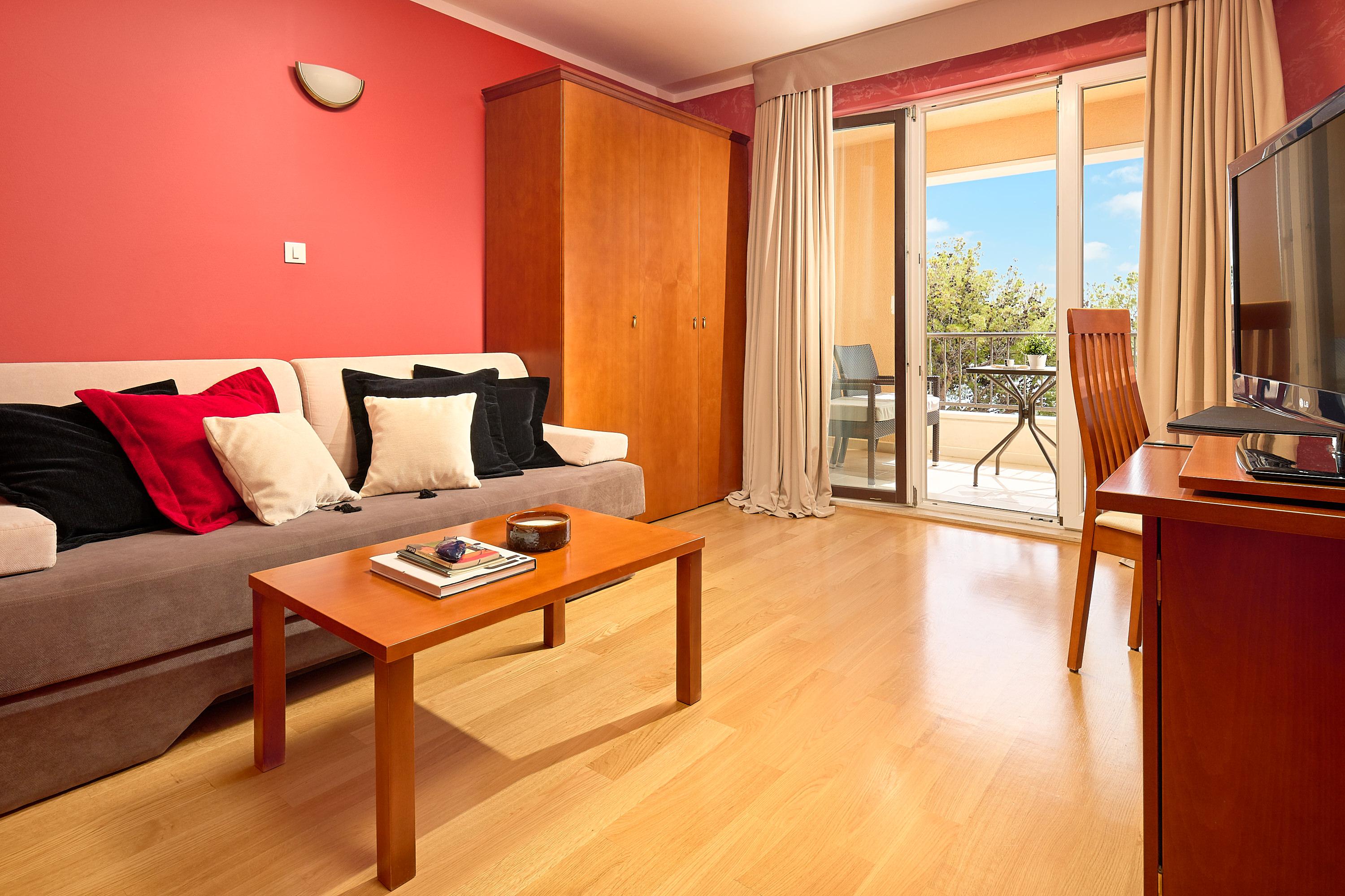 Hotel Villa Andrea Тучепи Экстерьер фото